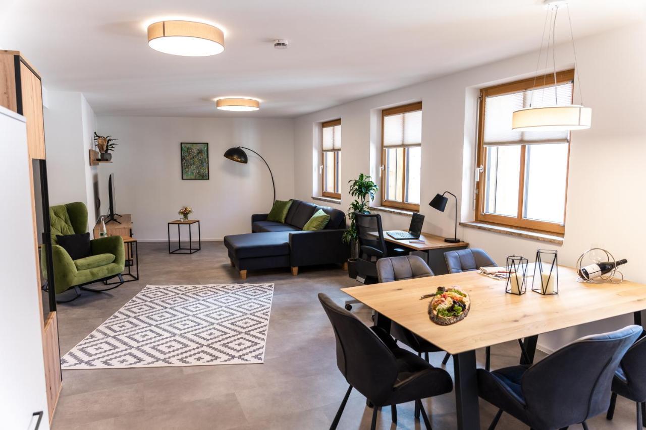 4 Apartments Im Hof By Gasthof Linde Albstadt Eksteriør bilde