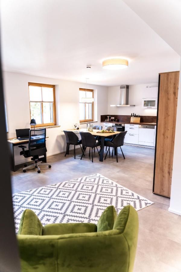 4 Apartments Im Hof By Gasthof Linde Albstadt Eksteriør bilde